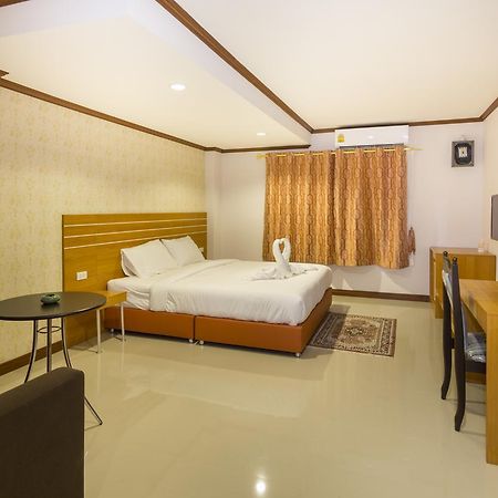 Central Avenue Residency Pattaya Luaran gambar